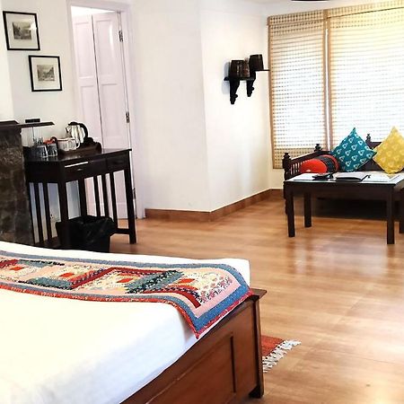 ภิคัมปุระ ลอดจ์ บาย โฮเวิร์ด Hotel ไนนิตาล ภายนอก รูปภาพ