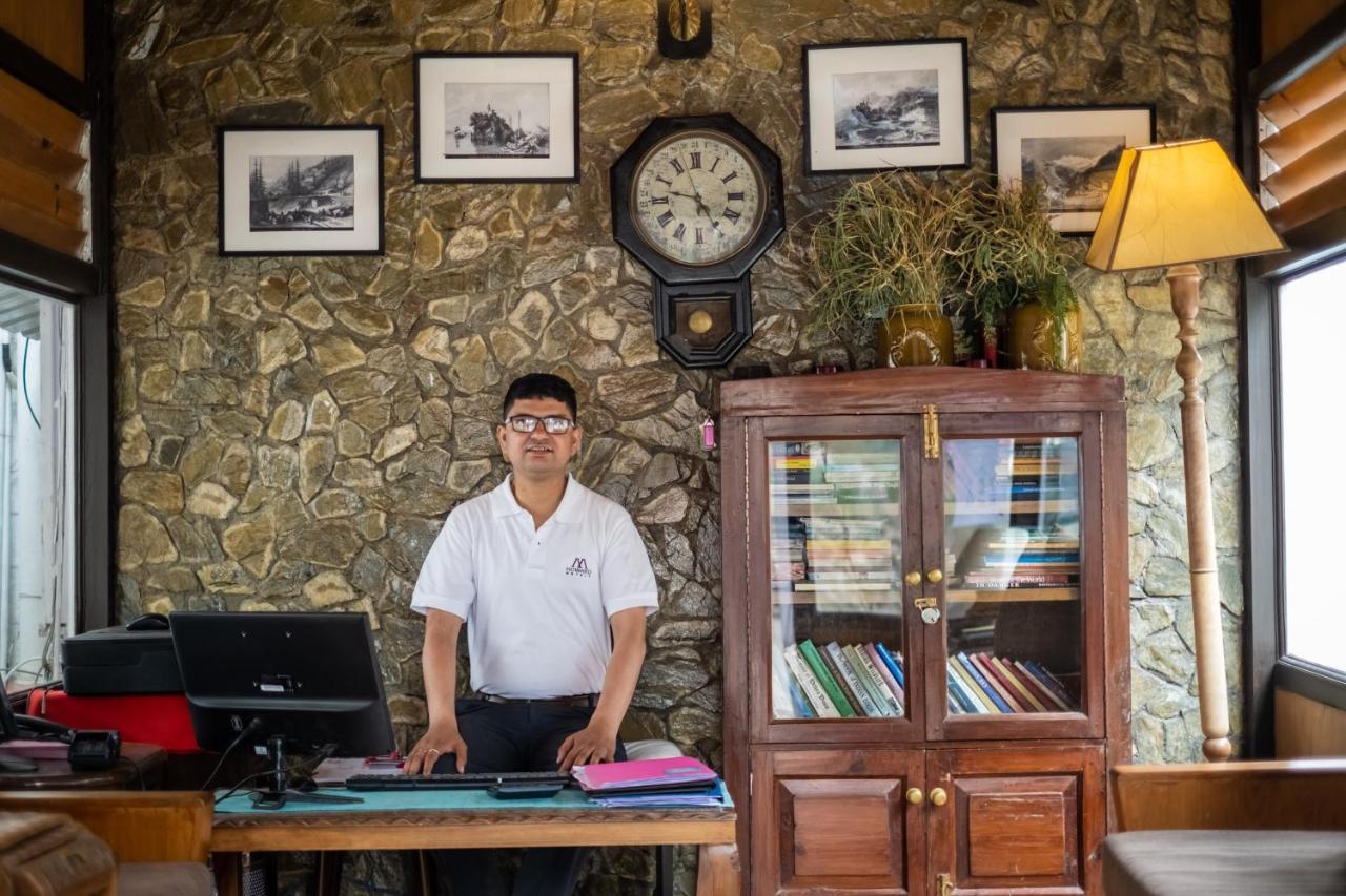 ภิคัมปุระ ลอดจ์ บาย โฮเวิร์ด Hotel ไนนิตาล ภายนอก รูปภาพ