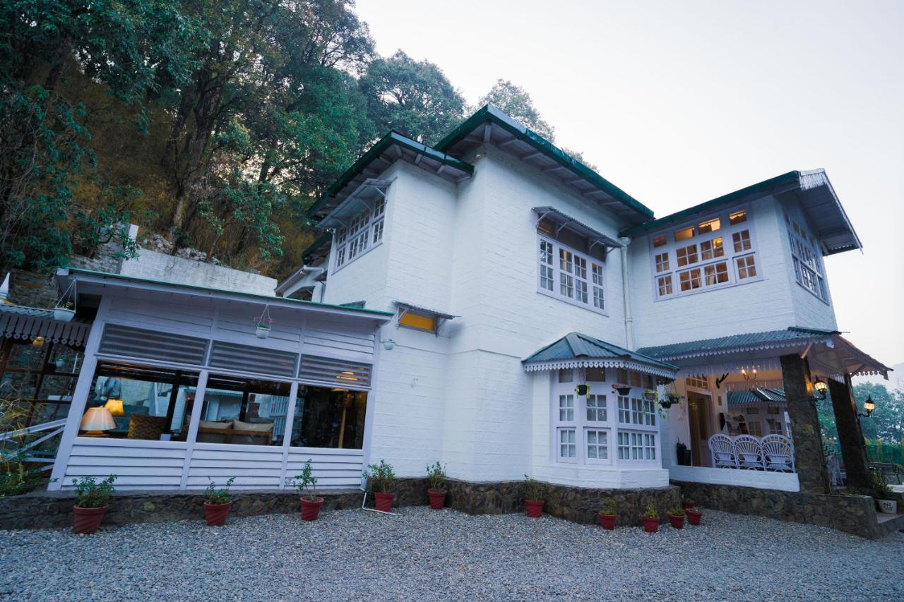 ภิคัมปุระ ลอดจ์ บาย โฮเวิร์ด Hotel ไนนิตาล ภายนอก รูปภาพ