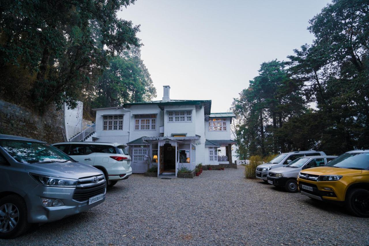ภิคัมปุระ ลอดจ์ บาย โฮเวิร์ด Hotel ไนนิตาล ภายนอก รูปภาพ