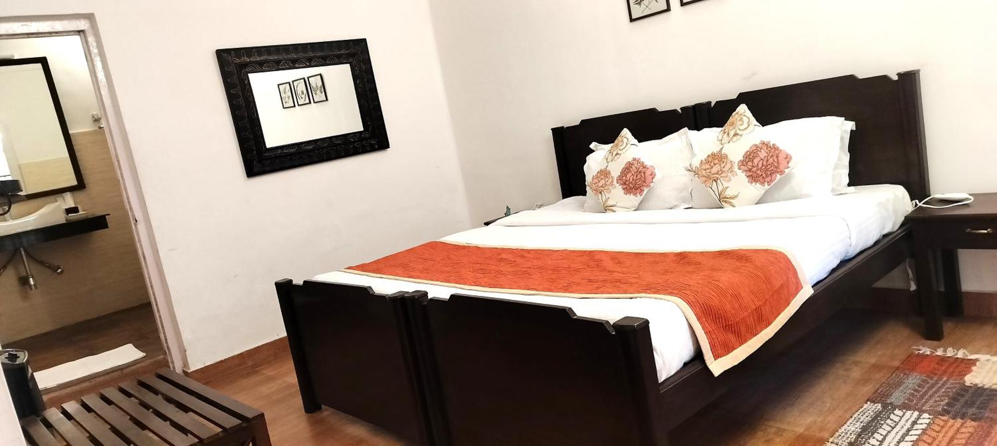 ภิคัมปุระ ลอดจ์ บาย โฮเวิร์ด Hotel ไนนิตาล ภายนอก รูปภาพ